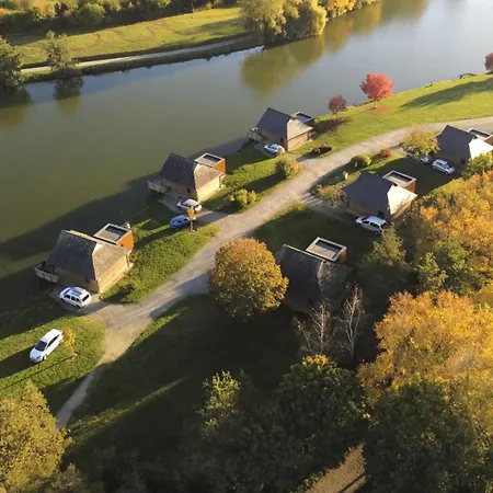 Le Brochet بيت للعطل *