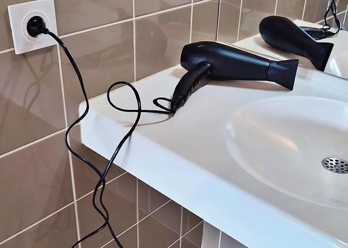 Le Brochet * Villiers-Charlemagne